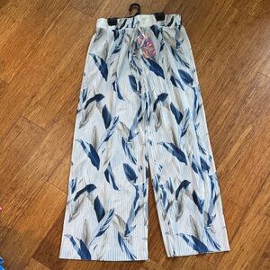 Flowy Blue and White Patterned Pants